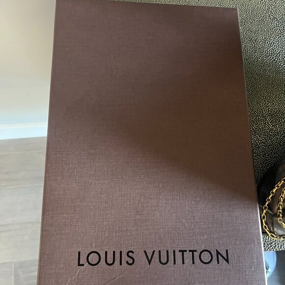 Louis Vuitton Pallas Chain Shoulder Bag Monogram Canvas and Calfskin - Black - Picture 5 of 12